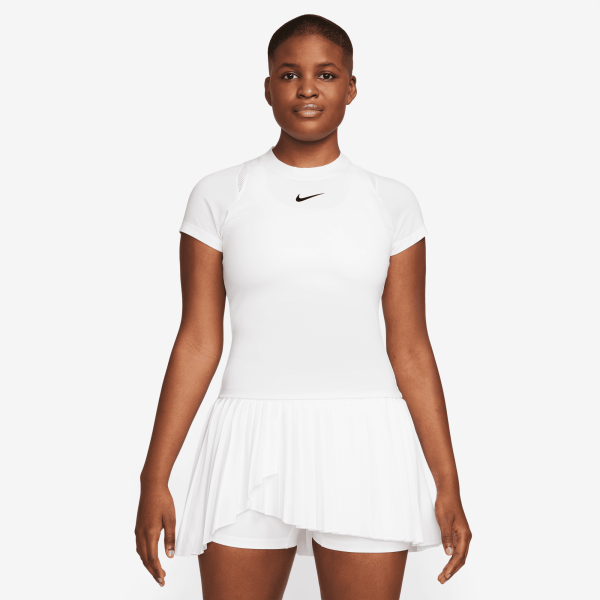 NIKE NikeCourt Advantage